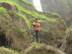 Curug Sewu Yang Eksotis