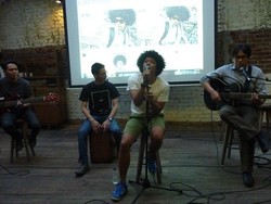 Eddi Brokoli Kembali Eksis di Dunia Musik