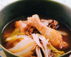 Hangatkan Tubuh Anda dengan Sajian Sup Ayam