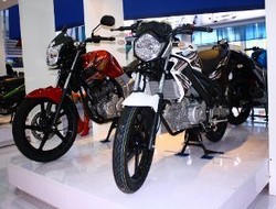 Tembus 1 Juta, Yamaha V-Ixion Cetak Sejarah