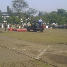 Ribuan Anggota TNI Peringati HUT TNI ke-67 di Gasibu