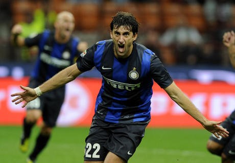 Milito Momok Milan