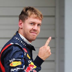 Hari yang Sempurna untuk Vettel