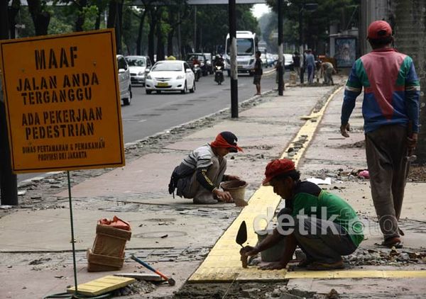 Perbaikan Pedestrian Sudirman