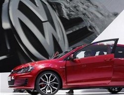 VW Turunkan Target Penjualan Mobil