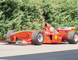 Mobil Balap Michael Schumacher akan Dilelang