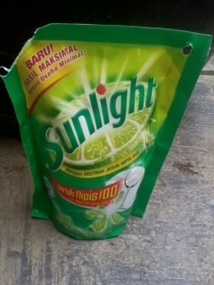 Cahaya Matahari itu Menerangi Kehidupanku