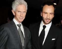 Tom Ford & Kekasih Prianya Dikaruniai Anak Laki-laki