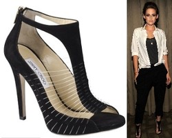 Ini Sandal Jimmy Choo yang Paling Laris & Disukai Selebriti 