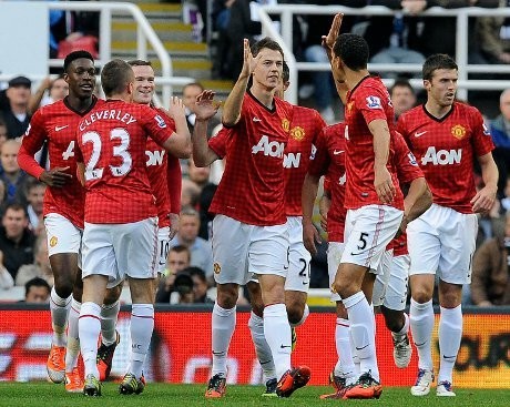 MU Menang di Tempat Sulit
