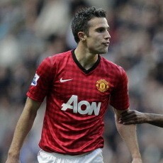 Van Persie Sikut Cabaye, FA Diminta Bertindak