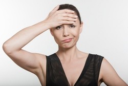 Otak Terasa Blank Saat Mengingat-ingat Sesuatu? Ini Dia Alasannya