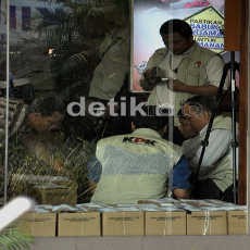 Polri Tinjau Ulang Status 5 Penyidik KPK