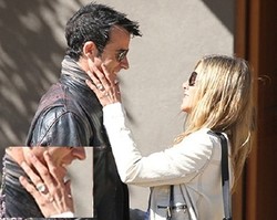 Pakai Berlian Berukuran Besar, Inikah Cincin Tunangan Jennifer Aniston?