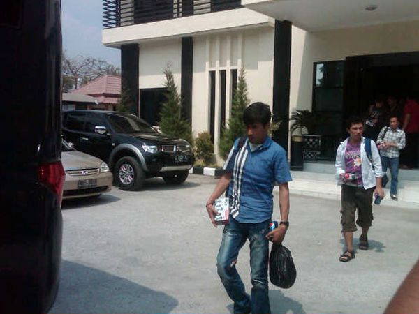 Polda Jatim Amankan Puluhan Imigran Asal Afganistan