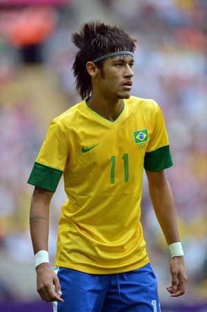 Ibra dan Paris Bikin Neymar Tertarik PSG