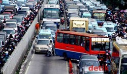 Metromini Tak Berbadan Hukum dan Ugal-ugalan, Izin Terancam Dicabut
