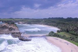 Lika-liku Rintangan Menuju Si Cantik di Jawa Timur