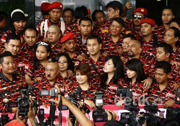 Artis Ramai-ramai Dukung KPK