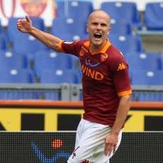 Michael Bradley Sang Jenderal