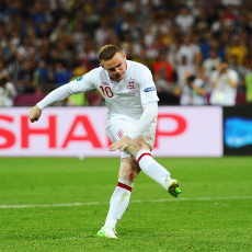 Rooney Ingin Jadi Cantona-nya Inggris