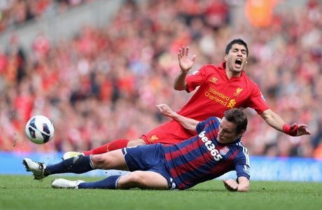 Soal Tudingan Diving, Suarez Cuek