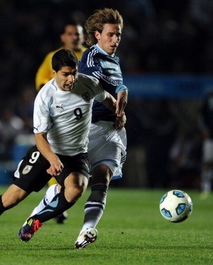 La Celeste Akan Manfaatkan Lemahnya Pertahanan Argentina