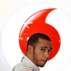 Hamilton Buru Kemenangan di Yeongam