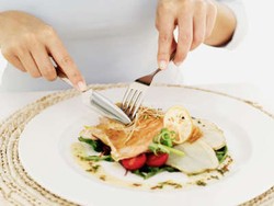 Ibu Hamil Dianjurkan Makan Dua Porsi Ikan Seminggu