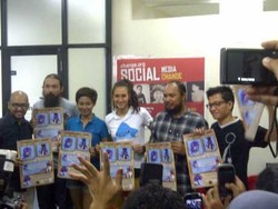 Si Cantik Nadine Dukung Penghentian Sirkus Lumba-lumba Keliling