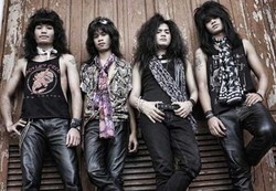 Vokalis GRIBS: Perlu Tenaga Ekstra untuk Membangunkan Musik Rock