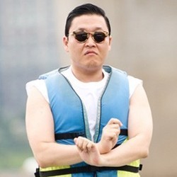 Walikota London & Perdana Menteri Inggris Menarikan Gangnam Style Berdua