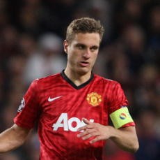 Vidic Tutup Pintu Keluar dari MU