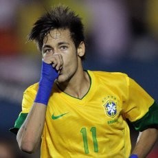 Kaka-Neymar Saling Puji