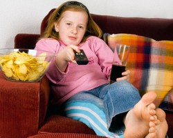 5 Makanan yang Harus Dihindari Anak & Bahaya di Baliknya