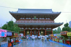 Kuil Asakusa, Lorong Waktu di Tengah Tokyo