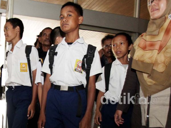 Terancam Putus Sekolah, Siswa SMP Mengadu
