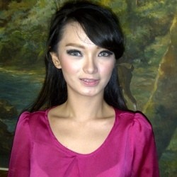 Zaskia Itik Bantah Punya Hubungan Spesial dengan Ovy /rif