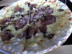 Krenyes Renyah Braceria Racikan si Paprika Hitam