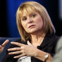 Bos Cantik Yahoo Dinasehati Carol Bartz