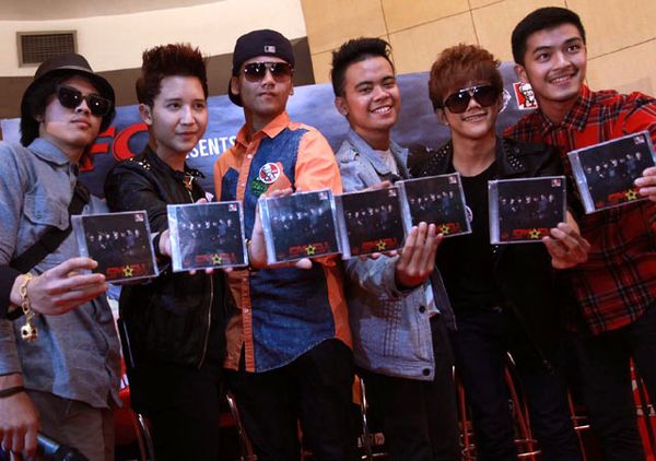 SM*SH Luncurkan Album Ke-2 Step Forward