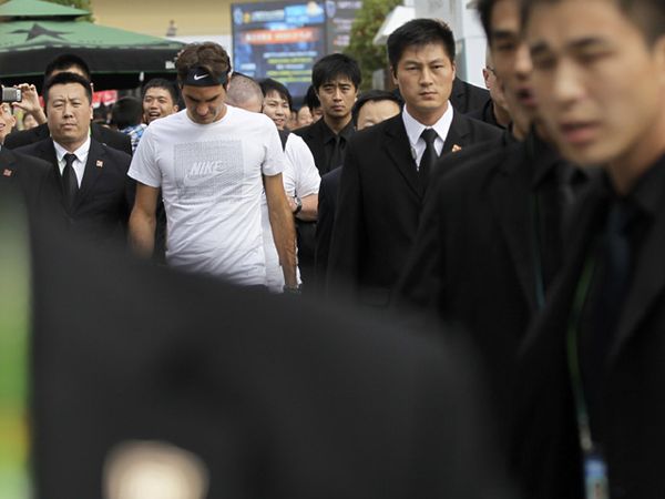 Diancam Dibunuh, Federer Dikawal Bodyguard