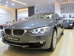 Wuih.. Bos OJK Dapat Mobil Dinas BMW Terbaru