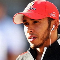 Hamilton Tercepat di Latihan Pertama