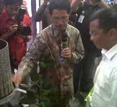 Punya Pabrik Baru, Semen Gresik Dipuji Dahlan Iskan