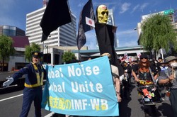 Gerakan Anti IMF Bergerak di Jepang