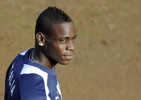 Balotelli Bukan Contoh yang Baik