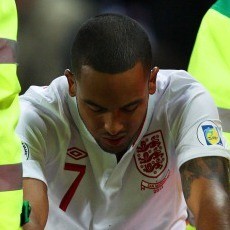 Walcott Dipastikan Absen Lawan Polandia