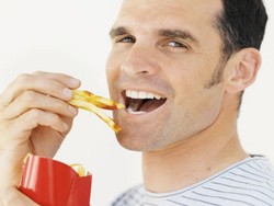 Wah, Gorengan Ternyata Bisa Turunkan Libido Pria!