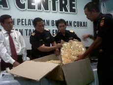 Narkoba 7,74 Kg Disita dari Seorang Perempuan di Bandara Semarang